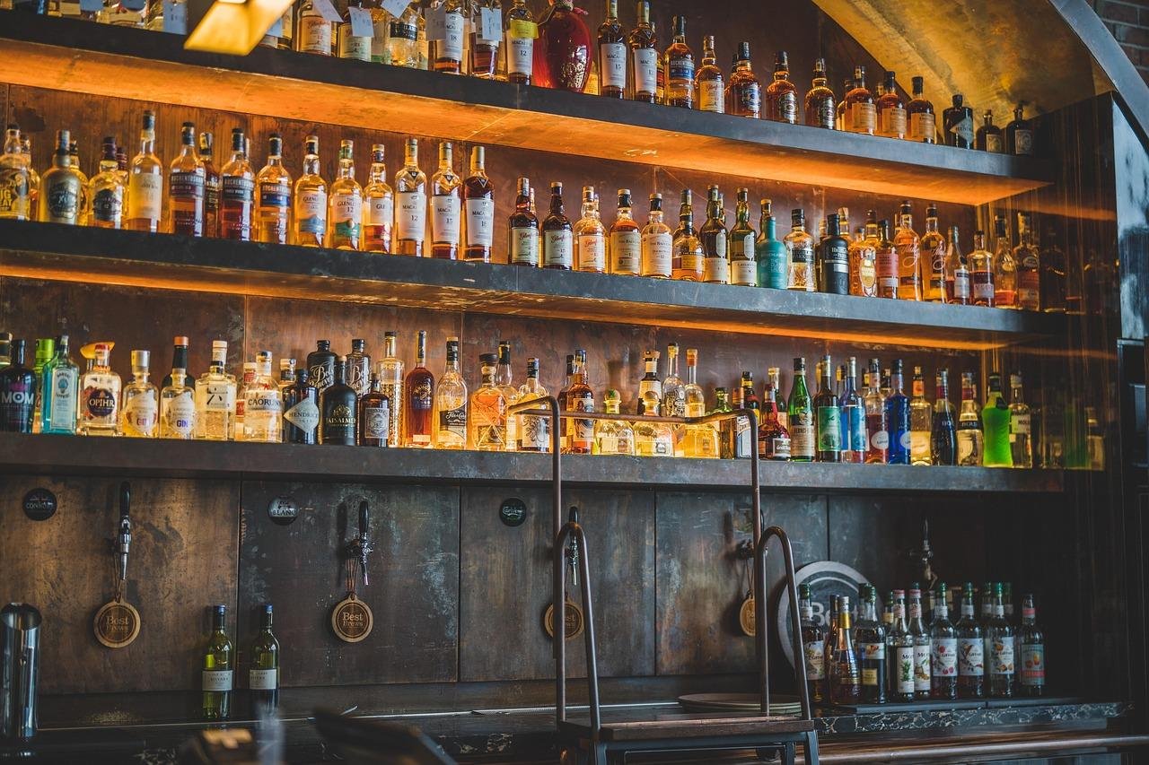 wine, alcohol, nature, drink, bar, bottle, water, wooden, old